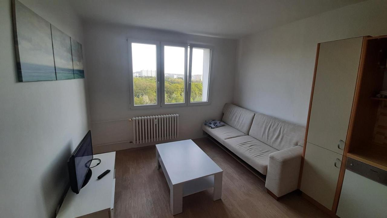 פראג Apartment Kamyk מראה חיצוני תמונה
